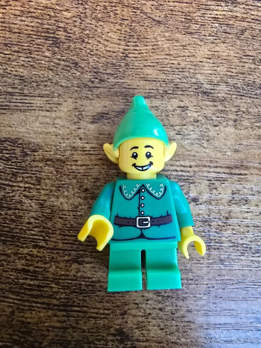 LEGO Holiday Elf minifigure from Series 11, released in 2013